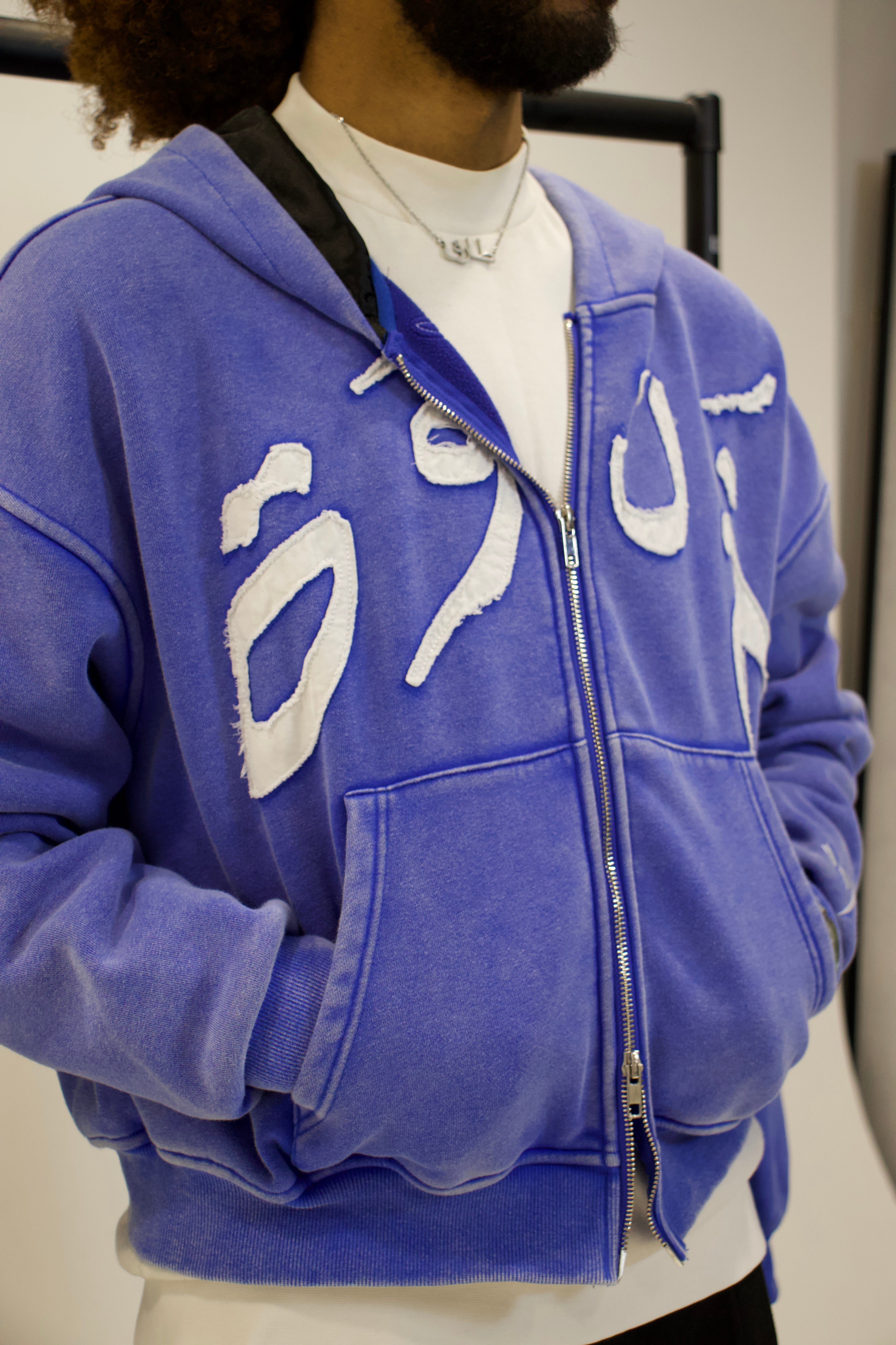 Blue Distressed Zip-Up – Zenara